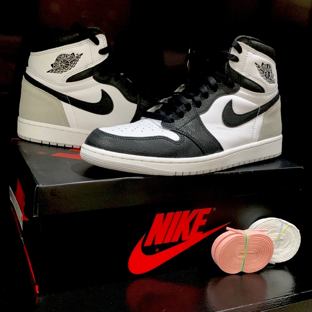 Jordan 1 Retro High OG Stage Haze 555088-108 Size 10.5